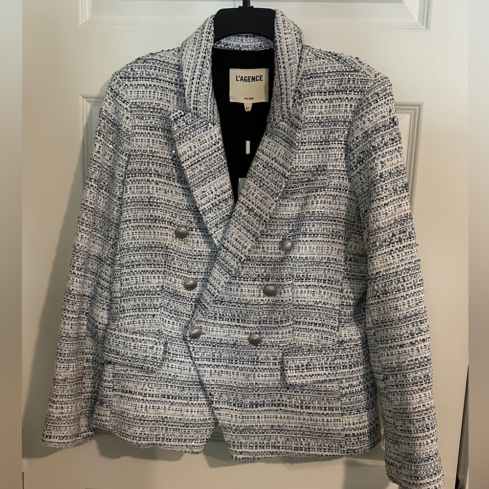 L'AGENCE White and Navy Tweed Double-Breasted Blazer